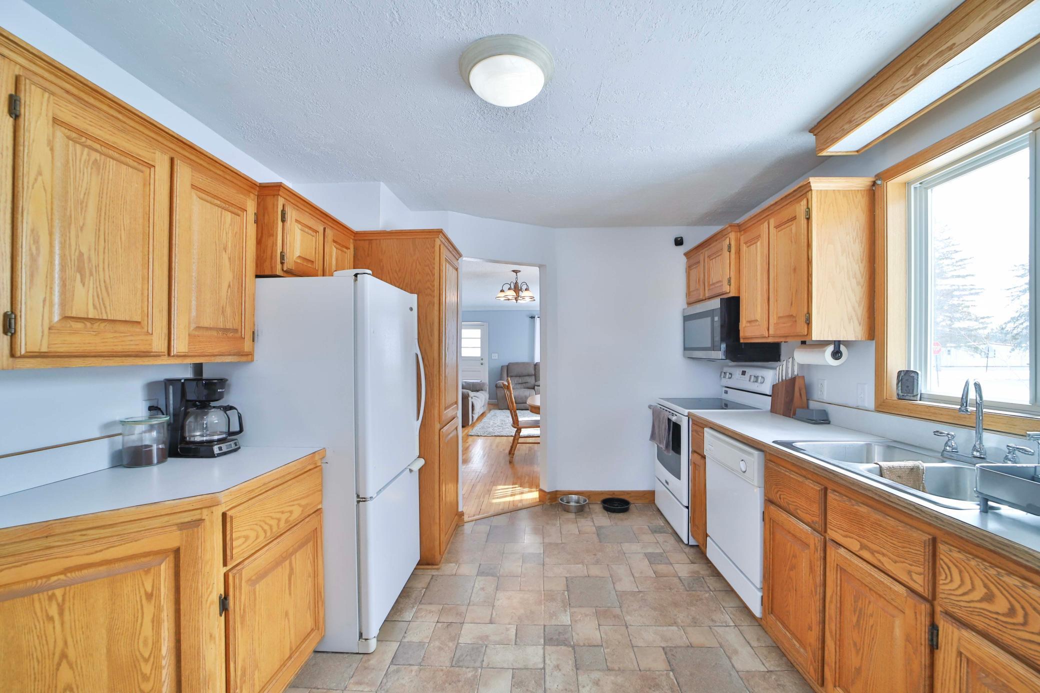 317 Roosevelt Street, Staples, Minnesota image 3