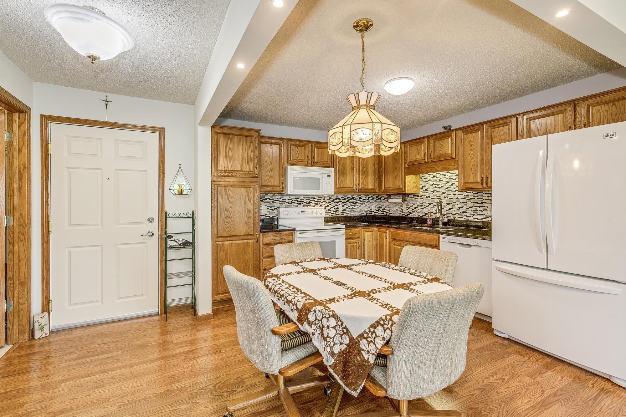 15400 Chippendale Avenue #304, Rosemount, Minnesota image 3
