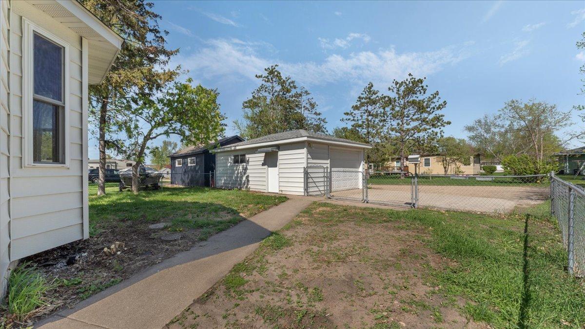 516 Lake Shore Drive, Sauk Centre, Minnesota image 17
