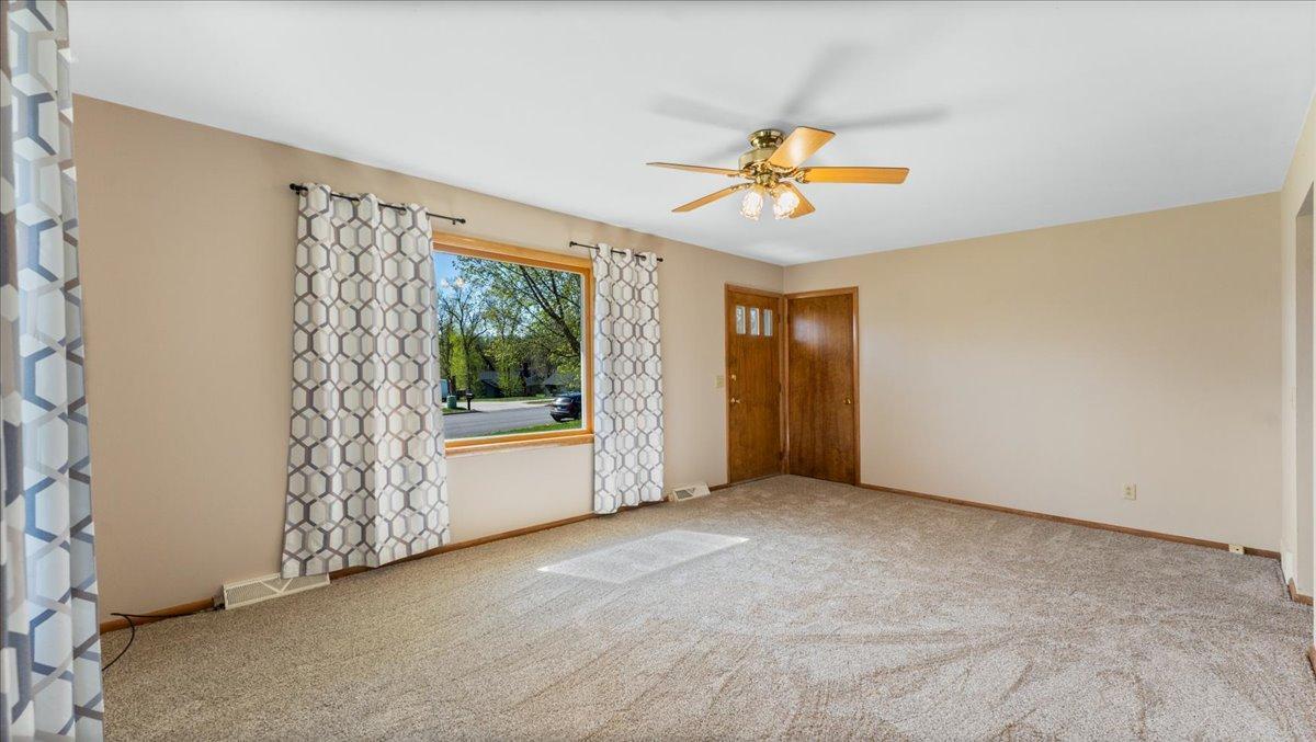 516 Lake Shore Drive, Sauk Centre, Minnesota image 2