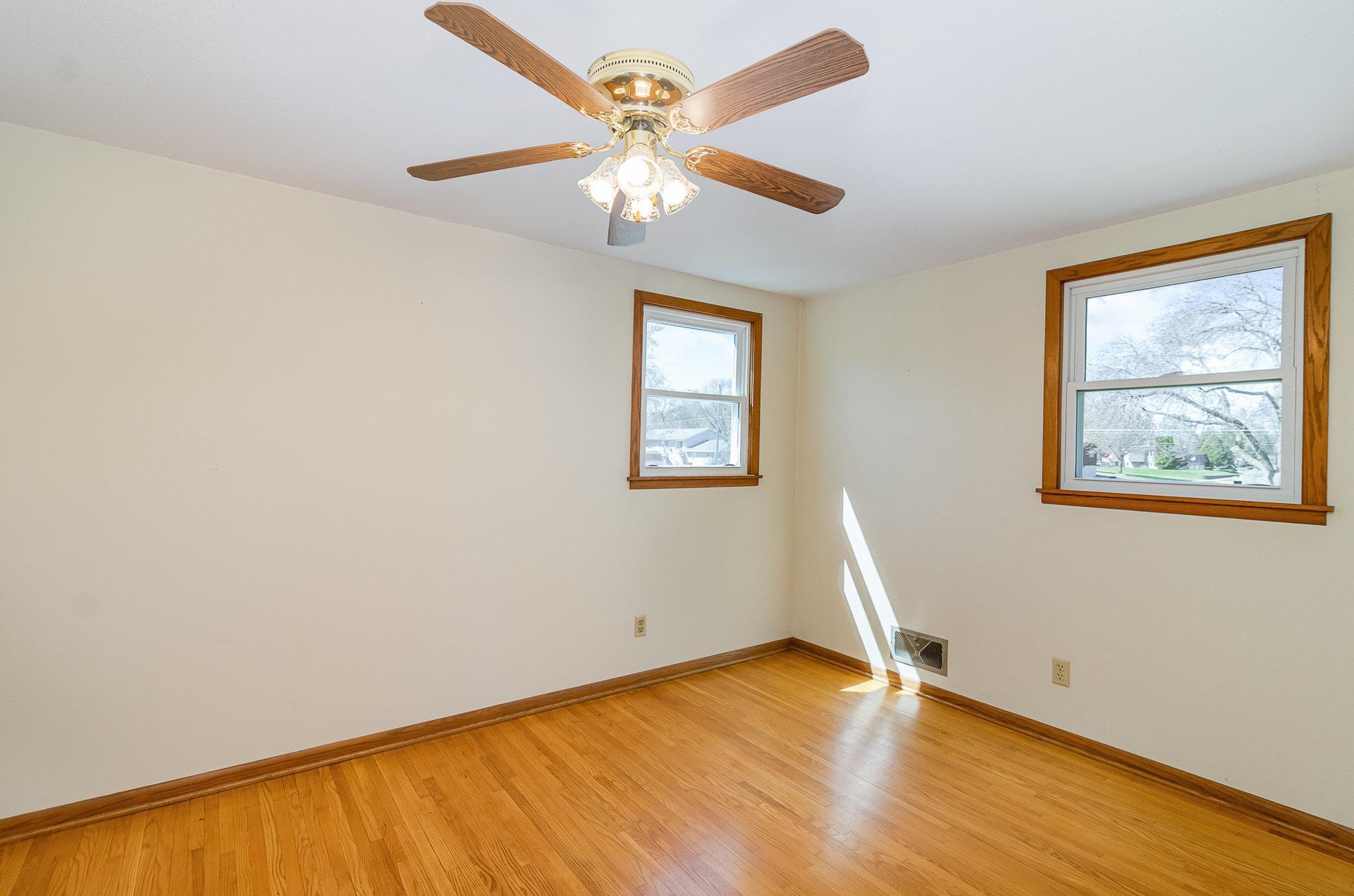 968 Shumway Street, Shakopee, Minnesota image 13
