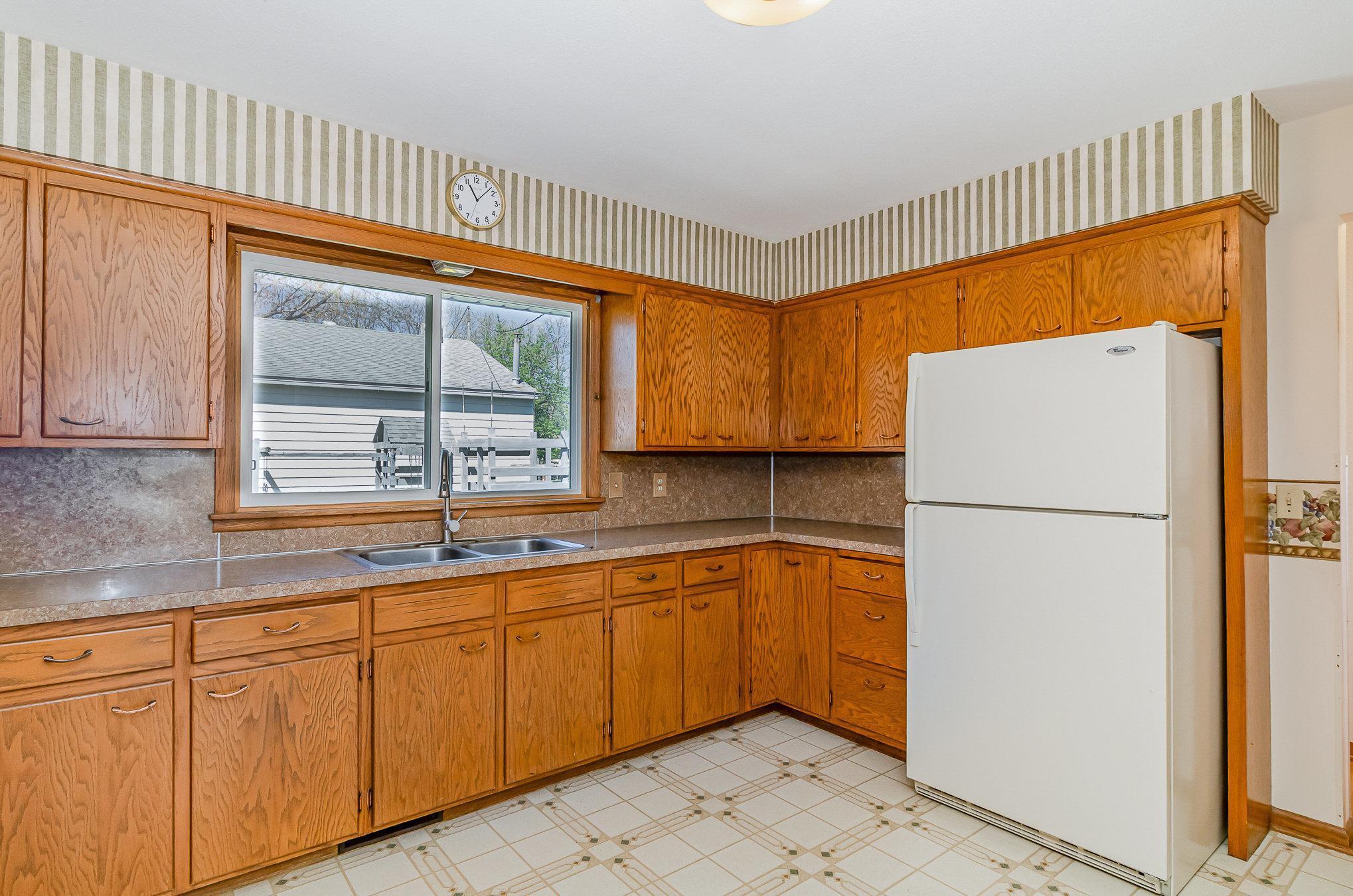 968 Shumway Street, Shakopee, Minnesota image 10