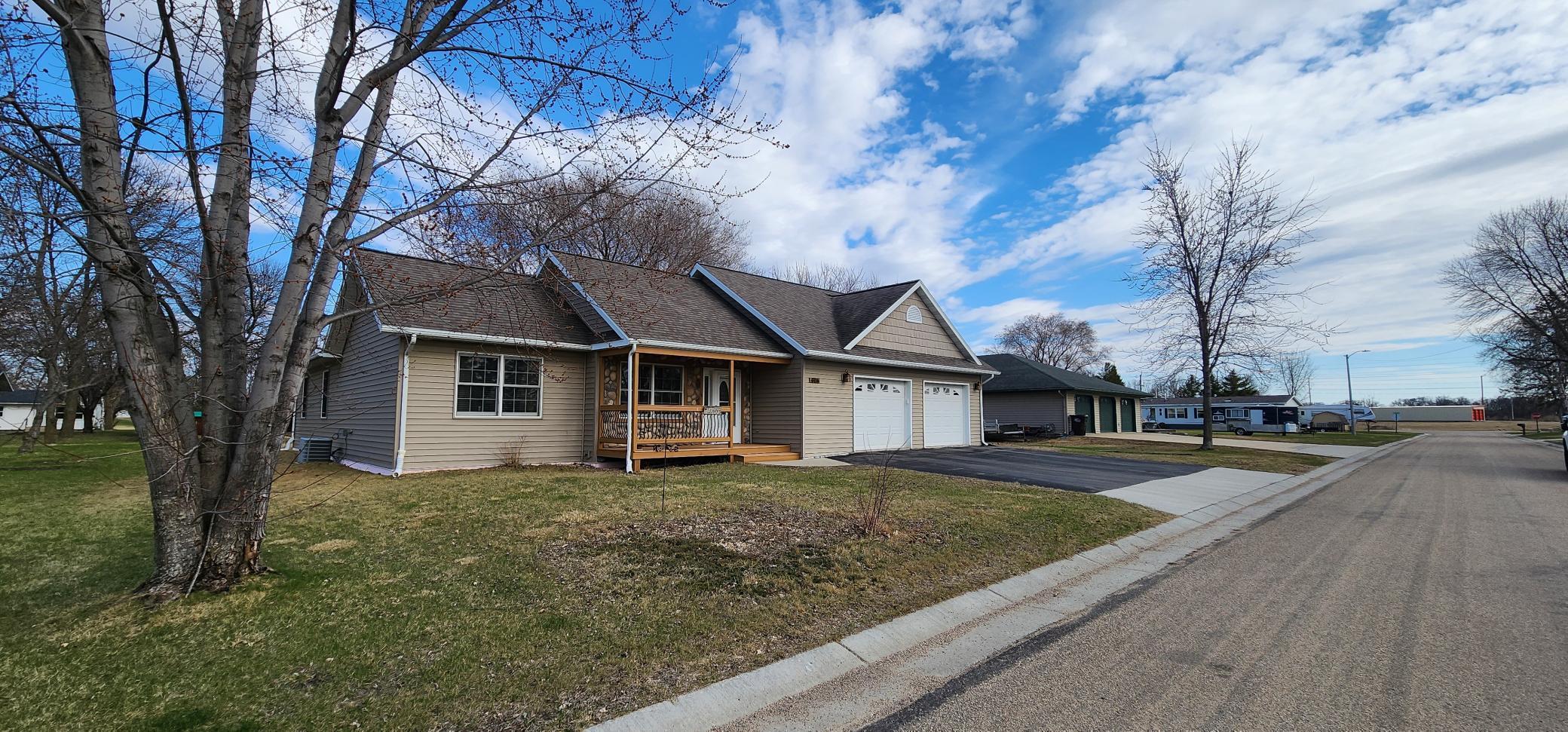 529 8th Street, Audubon, Minnesota image 2