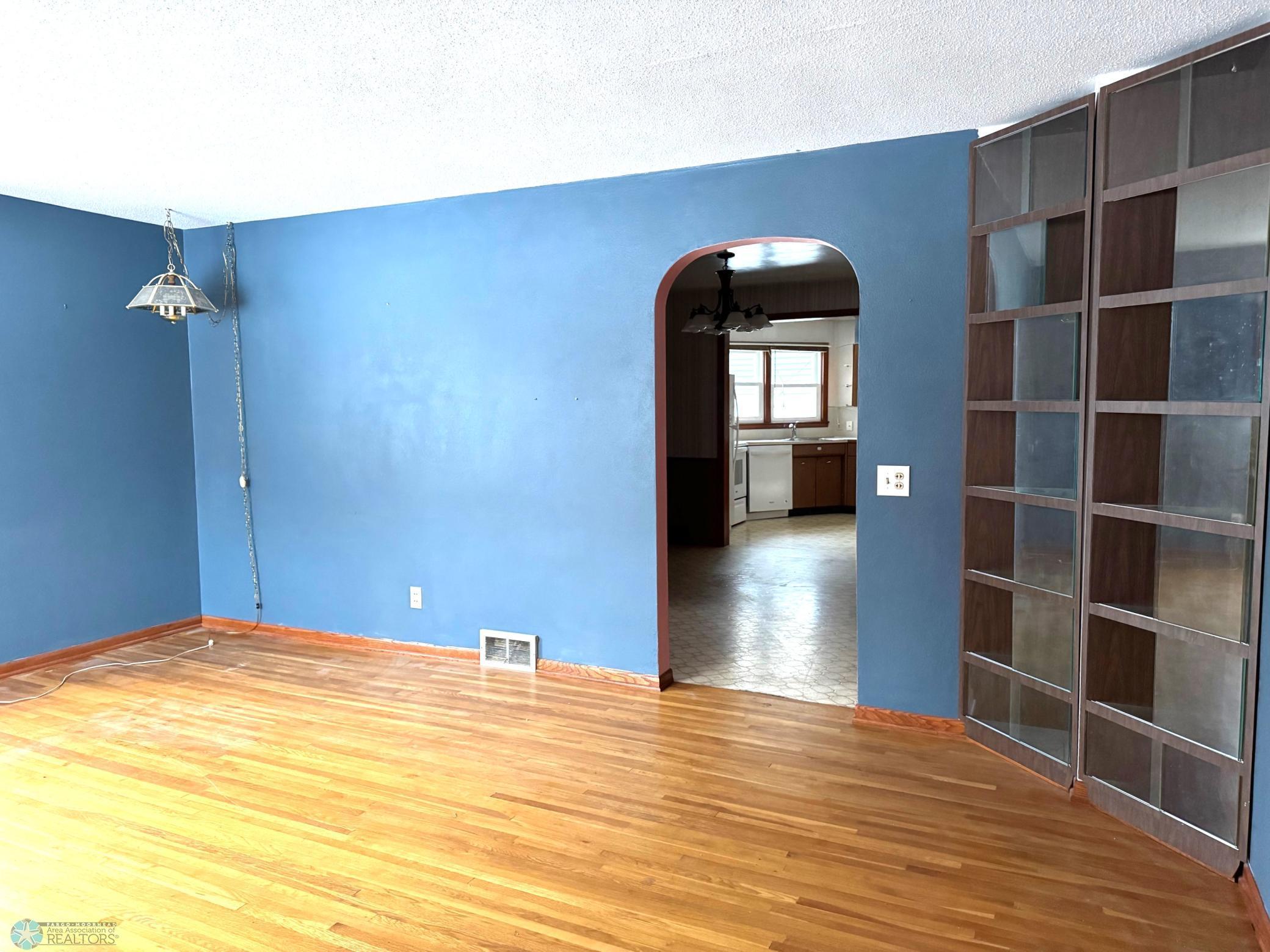 611 17th Street, Moorhead, Minnesota image 3