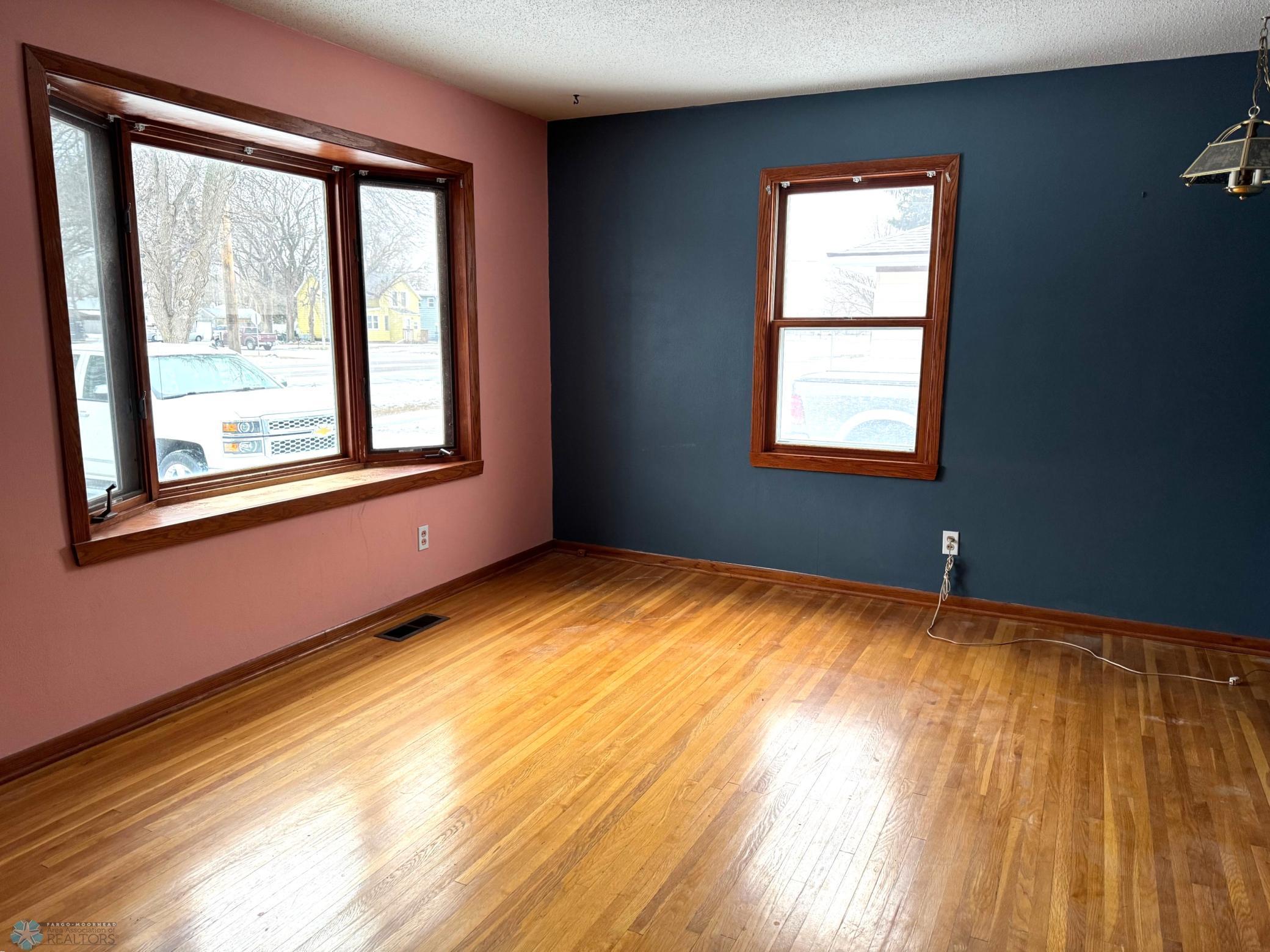 611 17th Street, Moorhead, Minnesota image 2