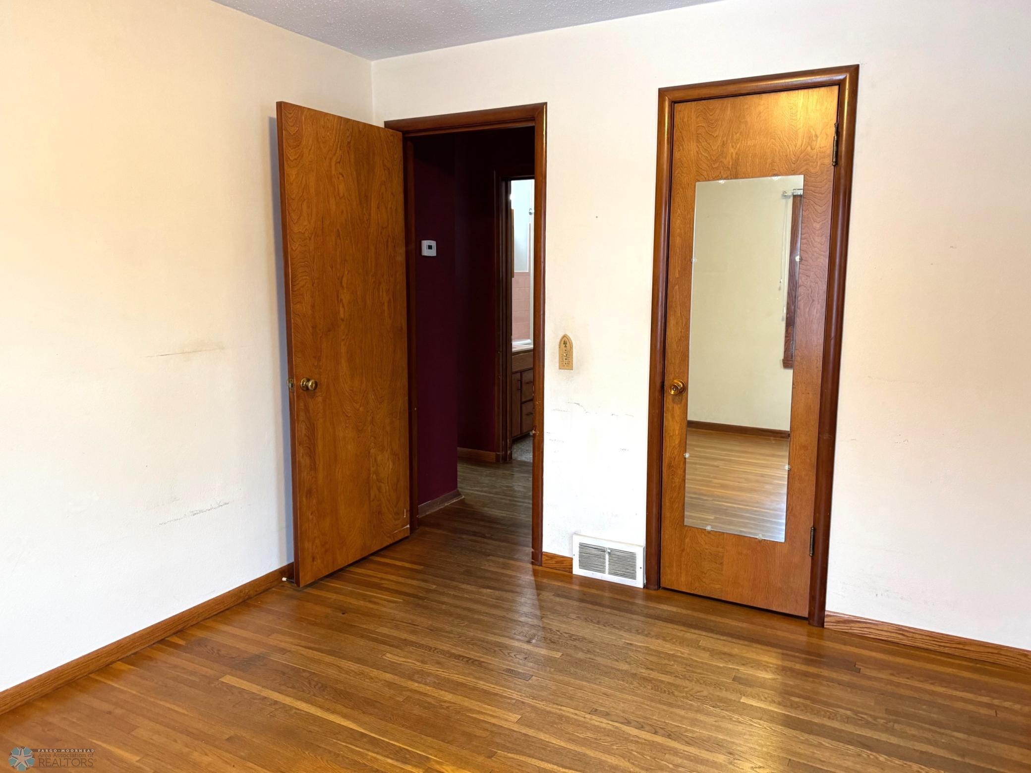 611 17th Street, Moorhead, Minnesota image 20