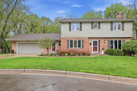 Homes For Sale - 13112 Myrtle Drive<br/> Burnsville, MN 55337