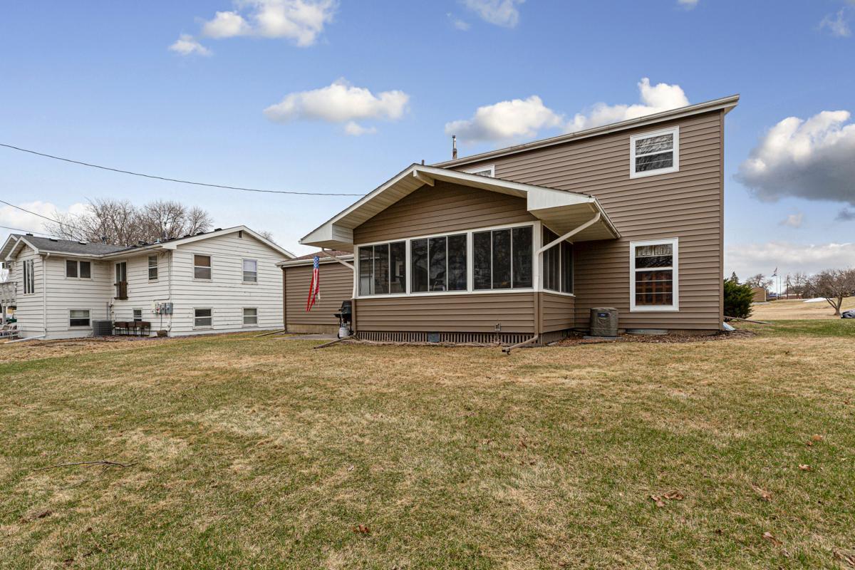 762 Paris Place, Owatonna, Minnesota image 9