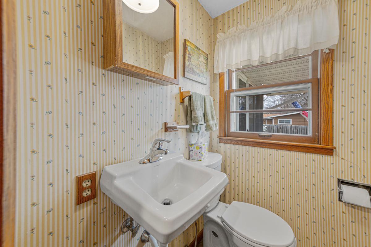 762 Paris Place, Owatonna, Minnesota image 28