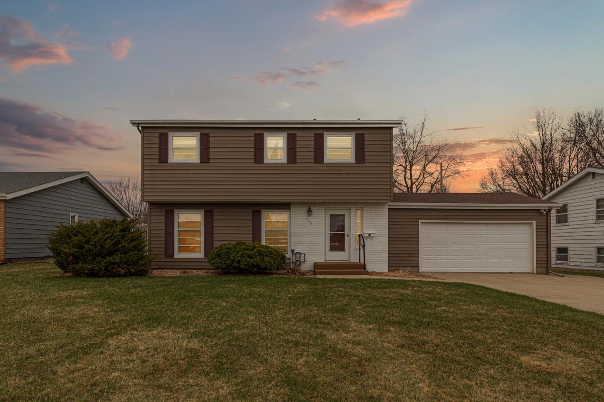762 Paris Place, Owatonna, Minnesota image 2
