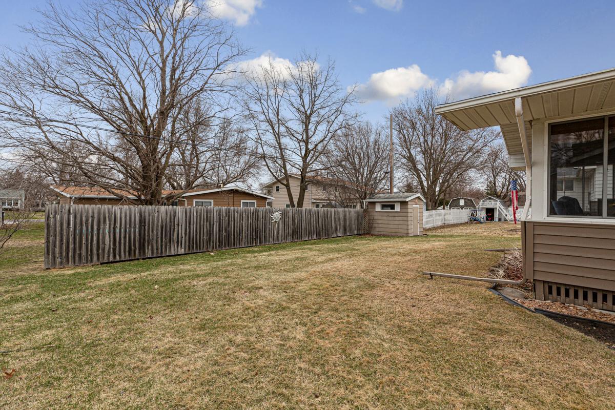 762 Paris Place, Owatonna, Minnesota image 10