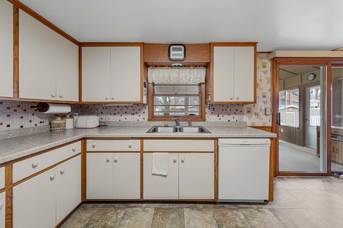 762 Paris Place, Owatonna, Minnesota image 20