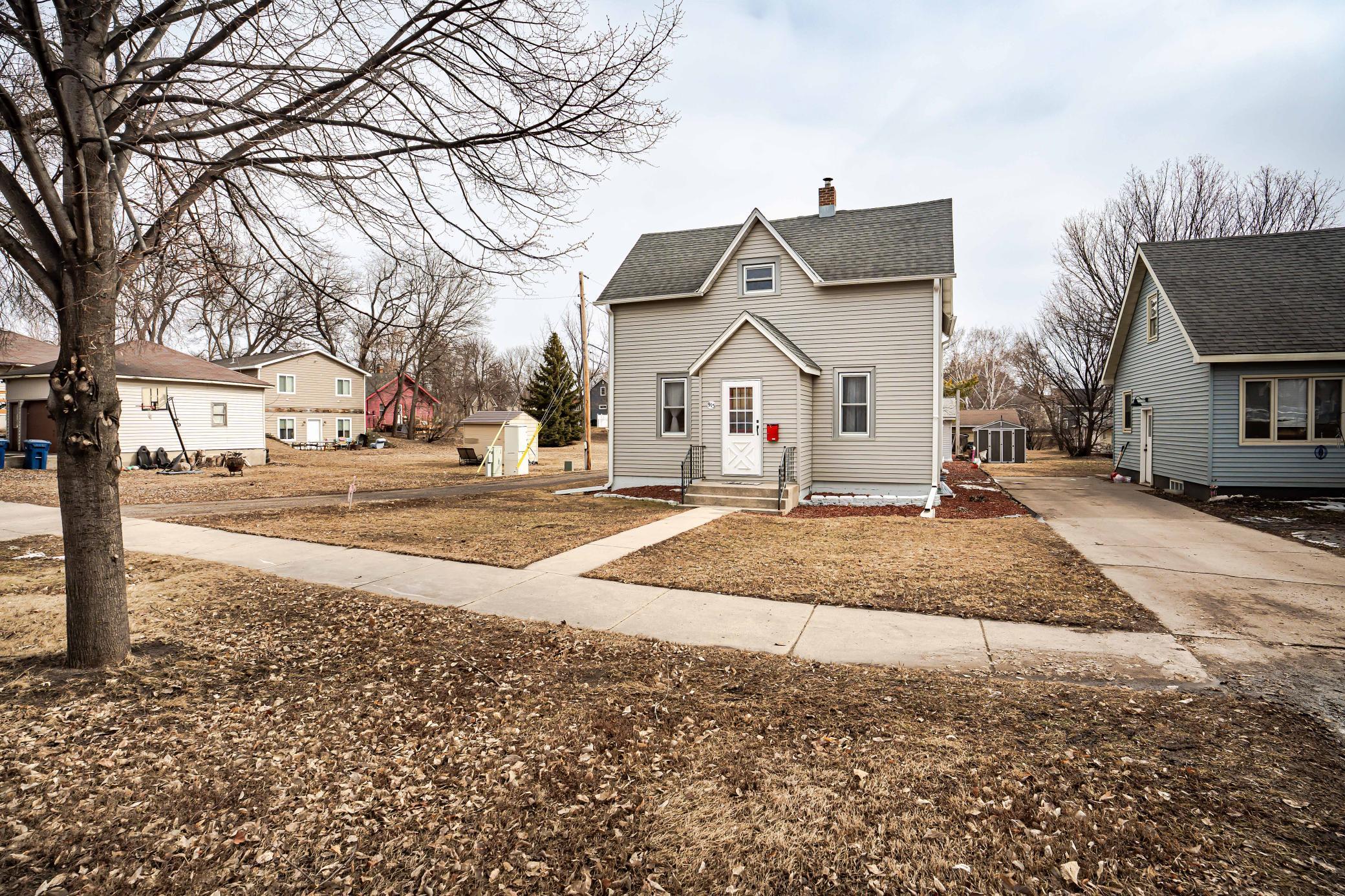915 S Union Avenue, Fergus Falls, Minnesota image 1