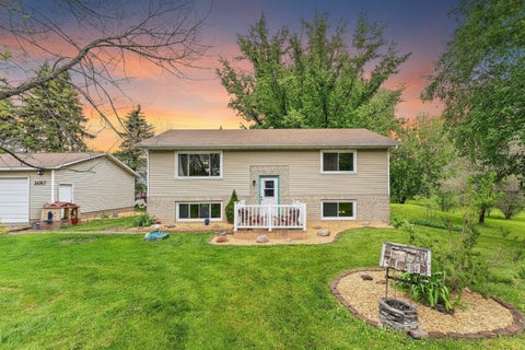 Homes For Sale - 2057 64th Street<br/> Anoka County, Saint Paul, MN 55110