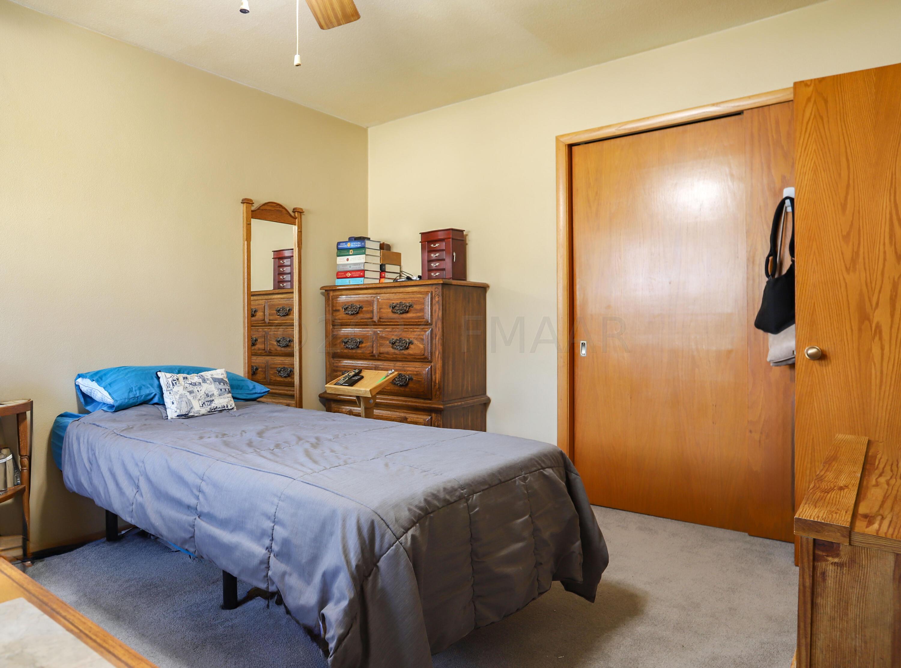 Fargo, North Dakota 58102, United States, 3 Bedrooms Bedrooms, ,2 BathroomsBathrooms,Residential,Active,64229