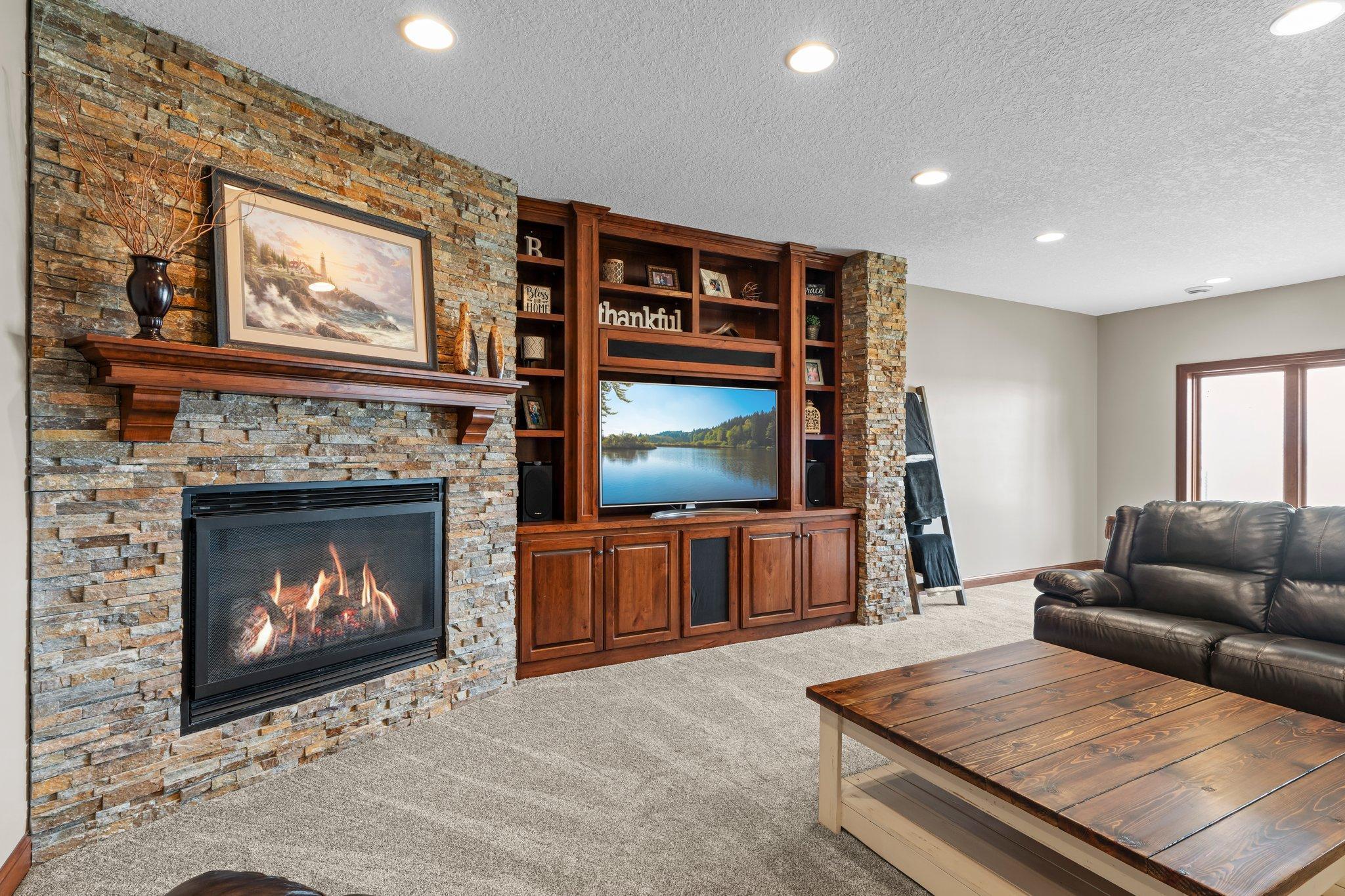 24648 Superior Drive, Rogers, Minnesota image 44