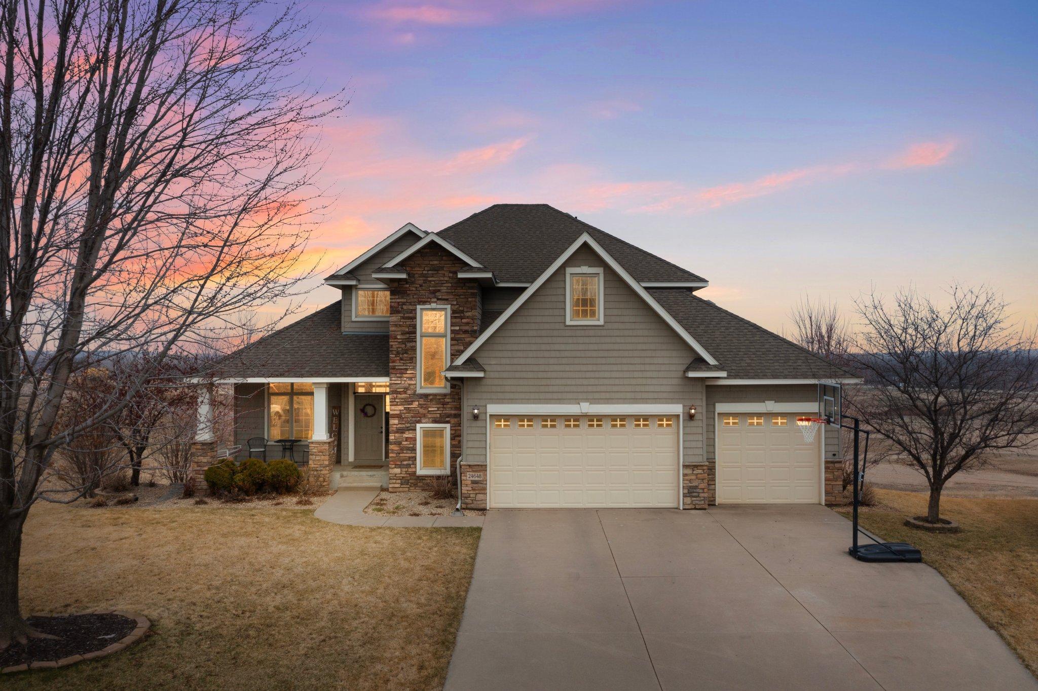 24648 Superior Drive, Rogers, Minnesota image 1