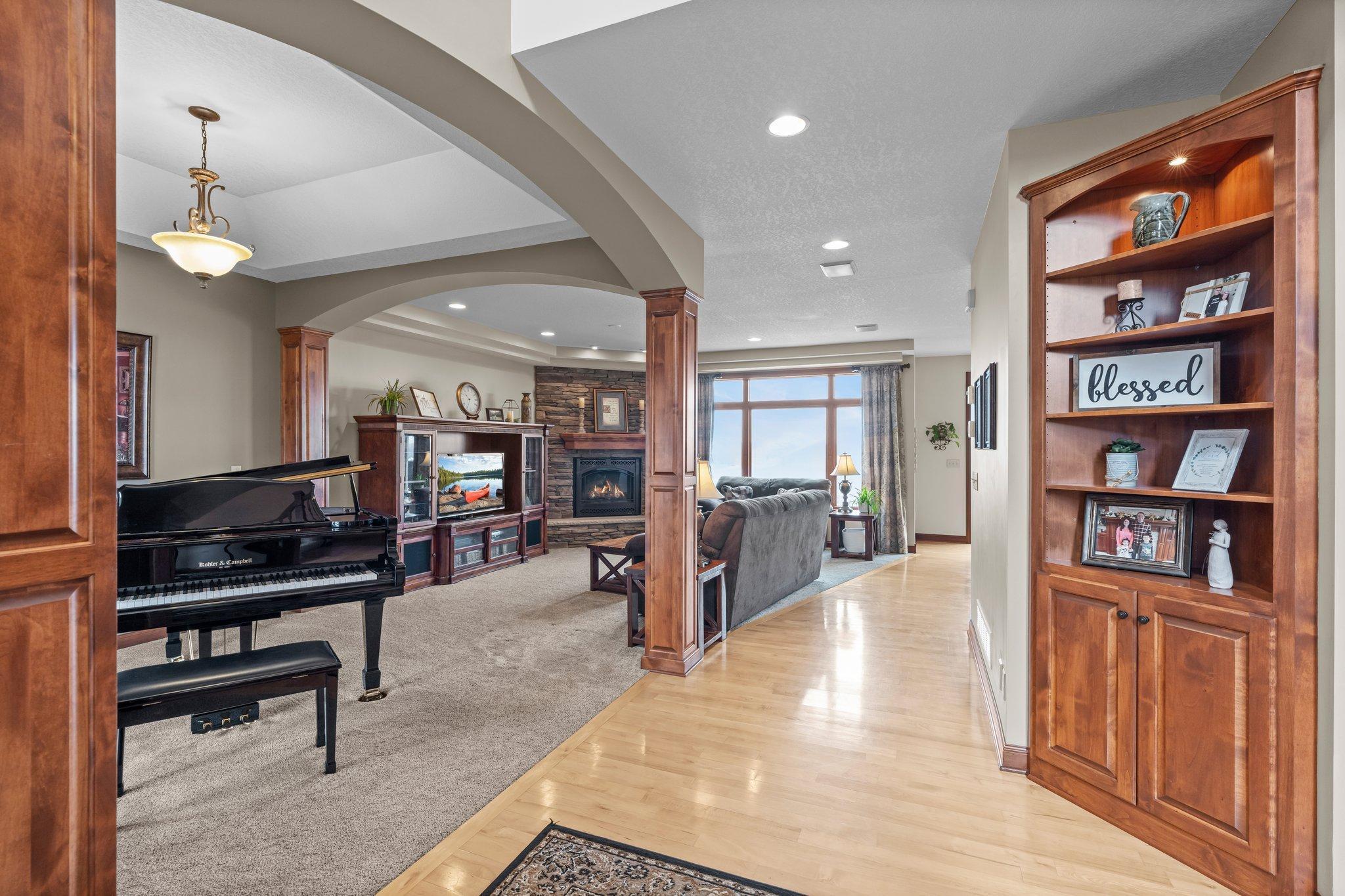 24648 Superior Drive, Rogers, Minnesota image 7