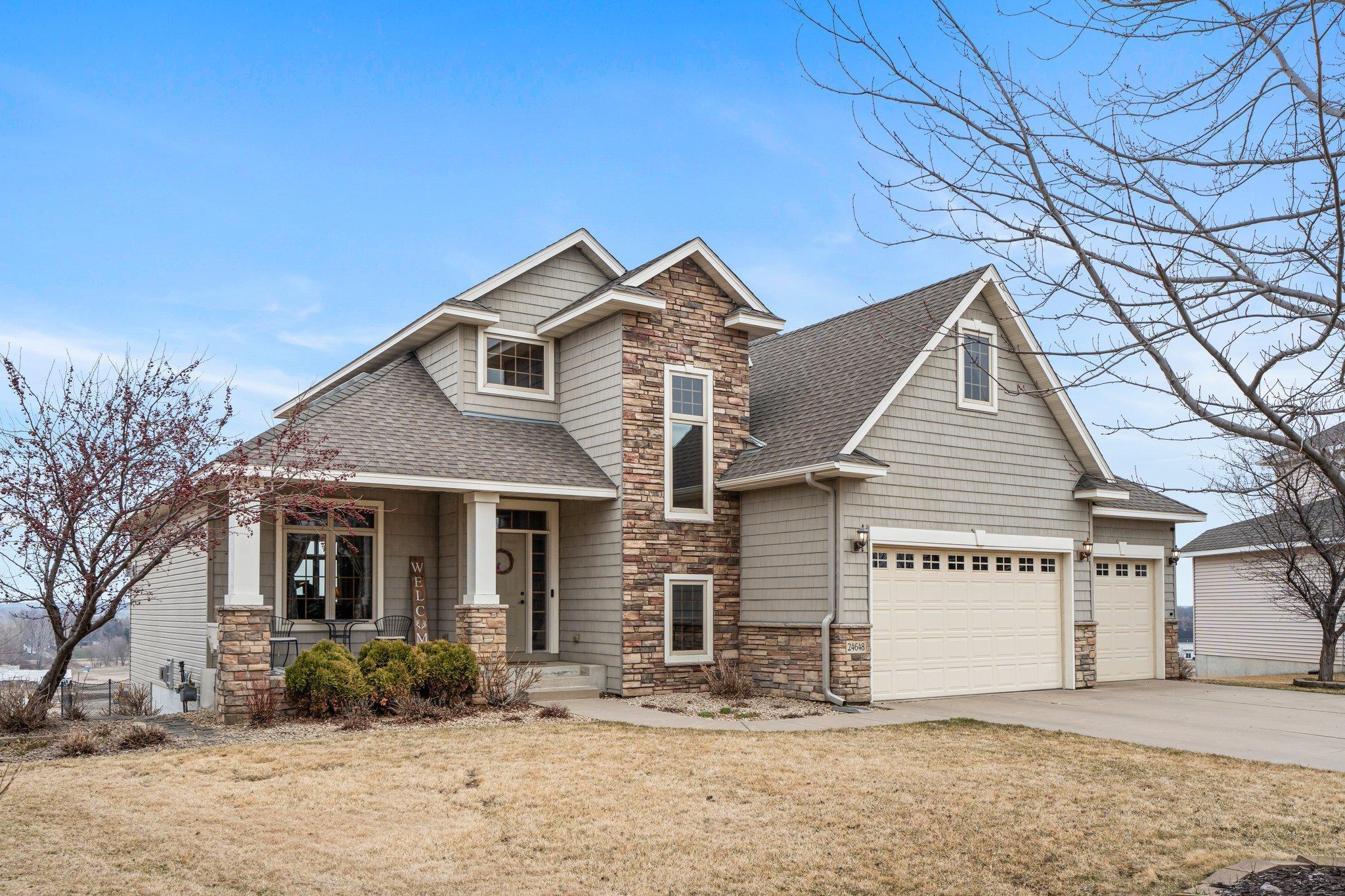 24648 Superior Drive, Rogers, Minnesota image 2