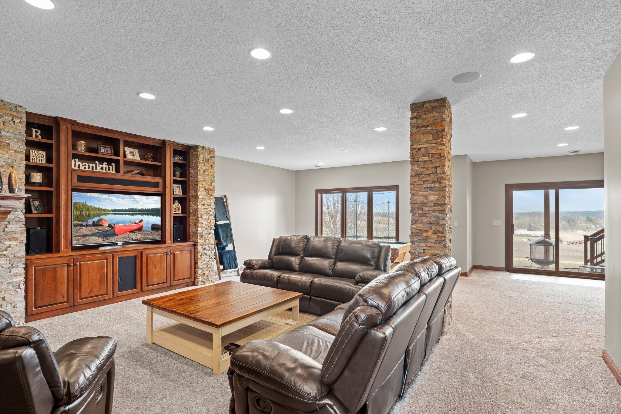 24648 Superior Drive, Rogers, Minnesota image 45