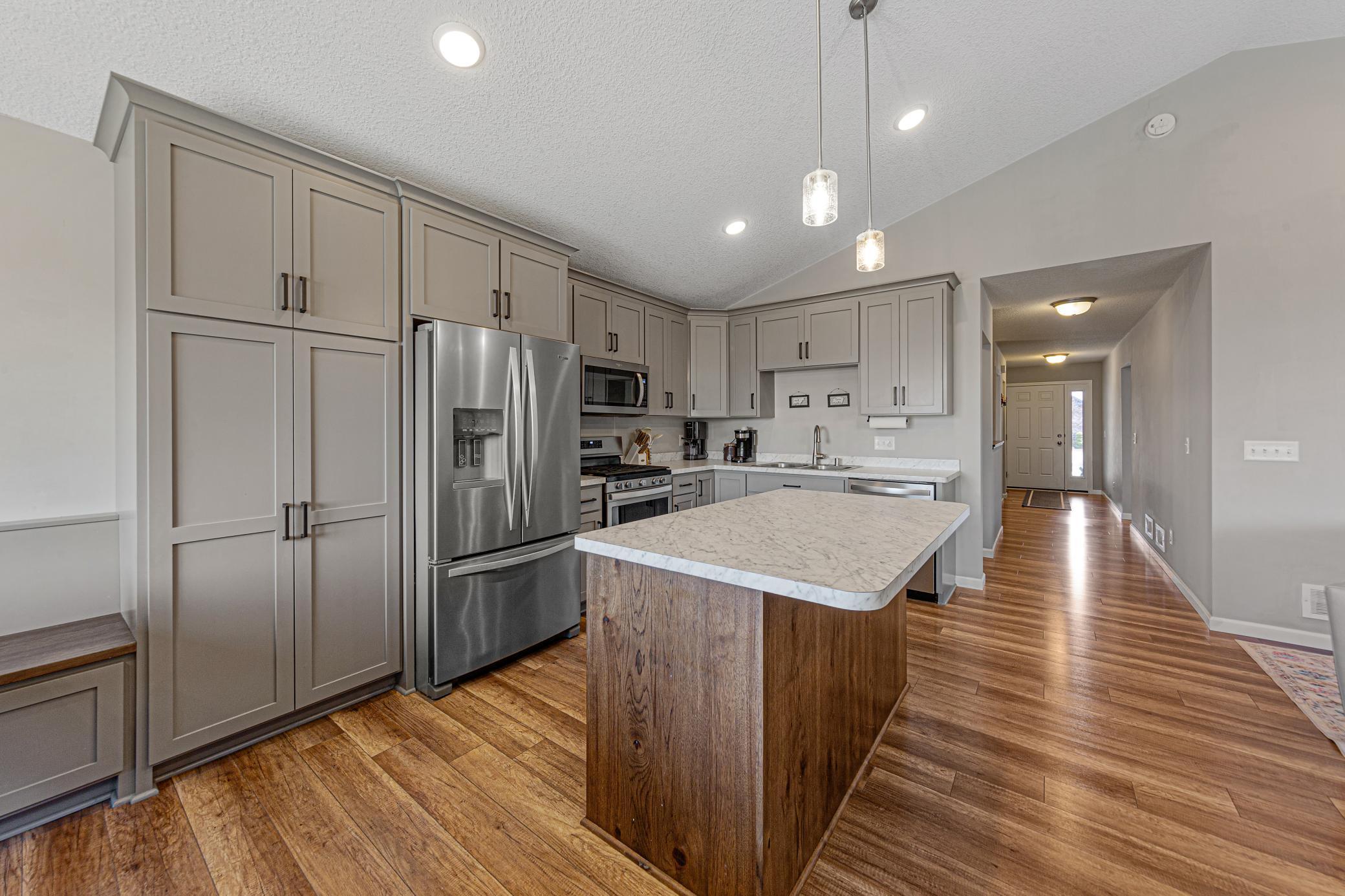 421 Pond View Drive, Lonsdale, Minnesota image 11
