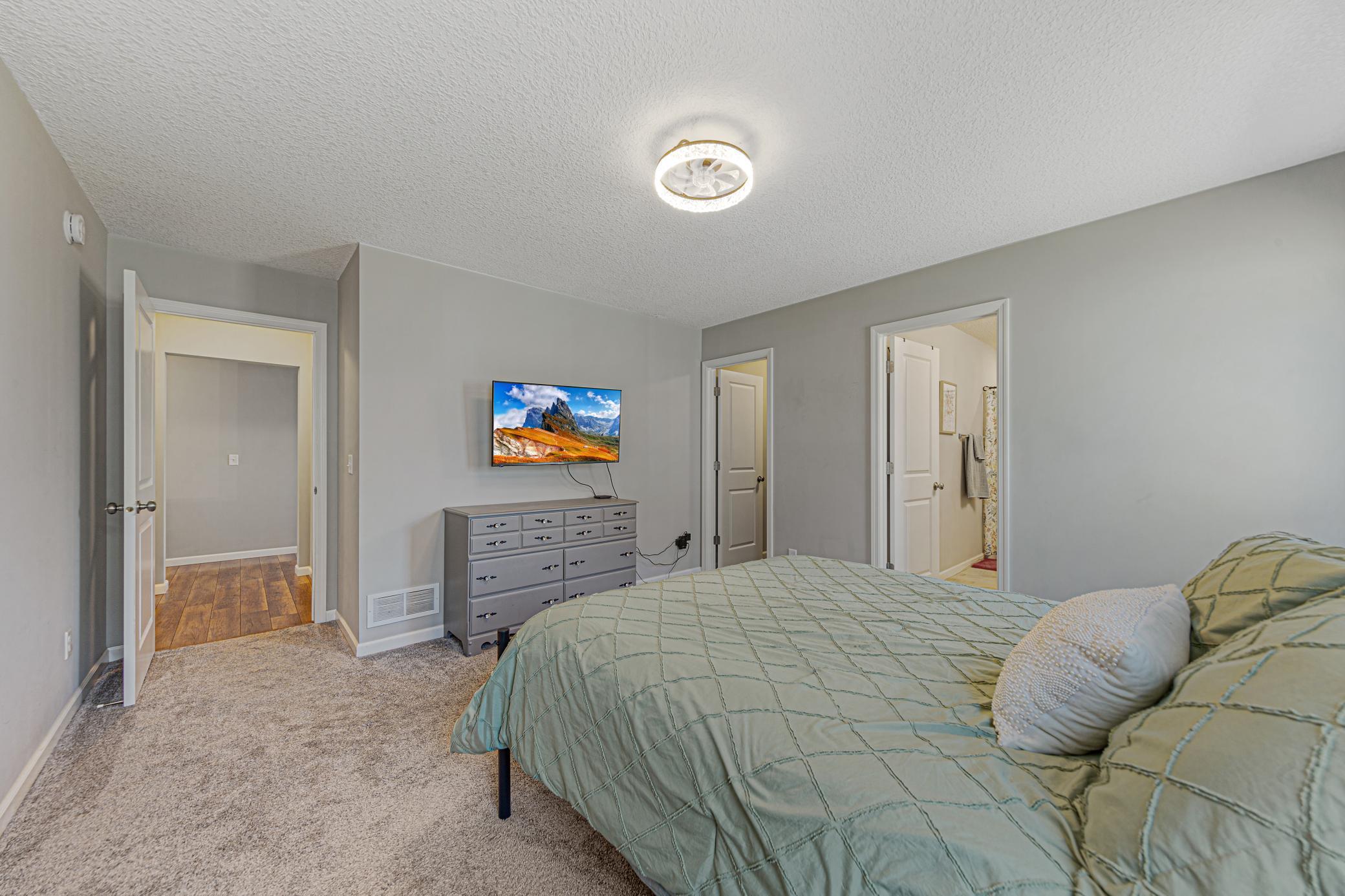 421 Pond View Drive, Lonsdale, Minnesota image 8