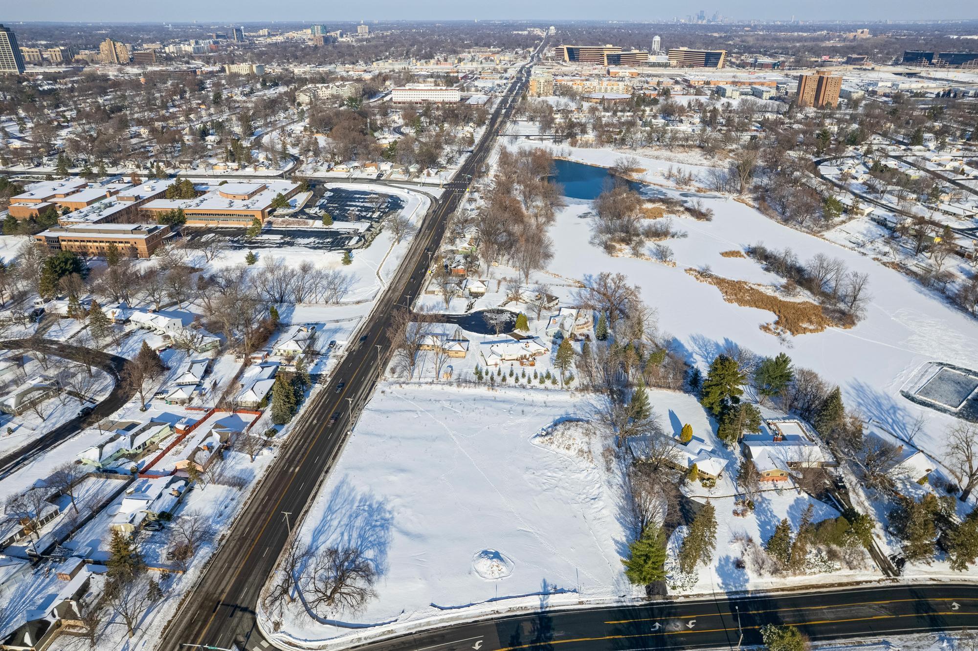 8545 Penn Avenue, Minneapolis, Minnesota image 3