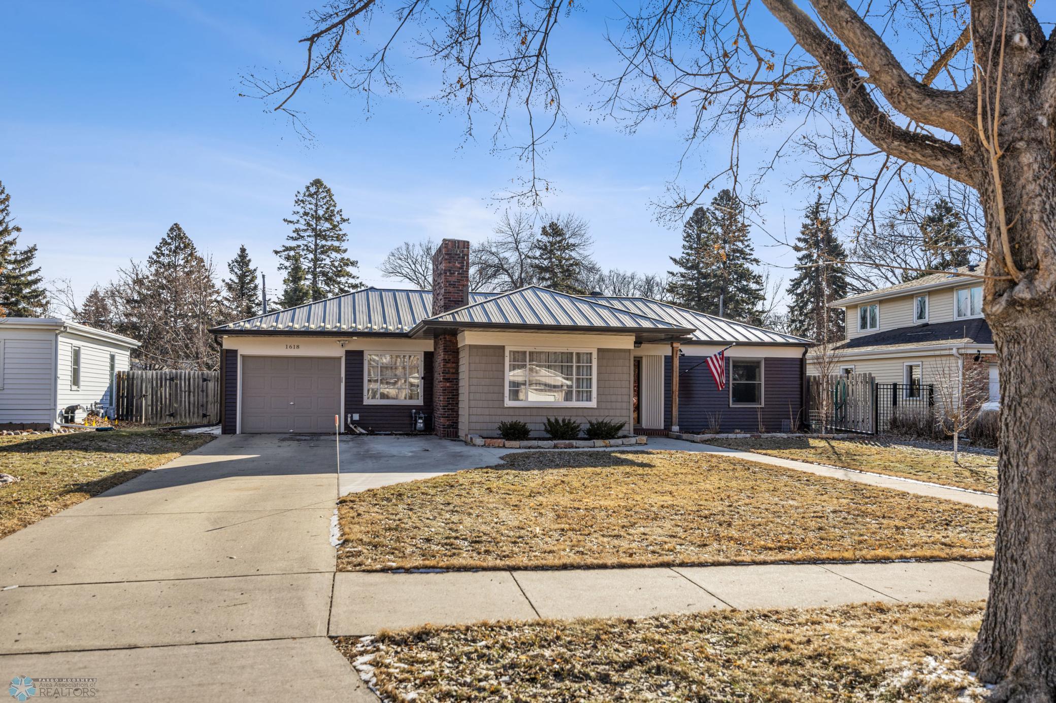 1618 10th Street, Fargo, North Dakota image 3