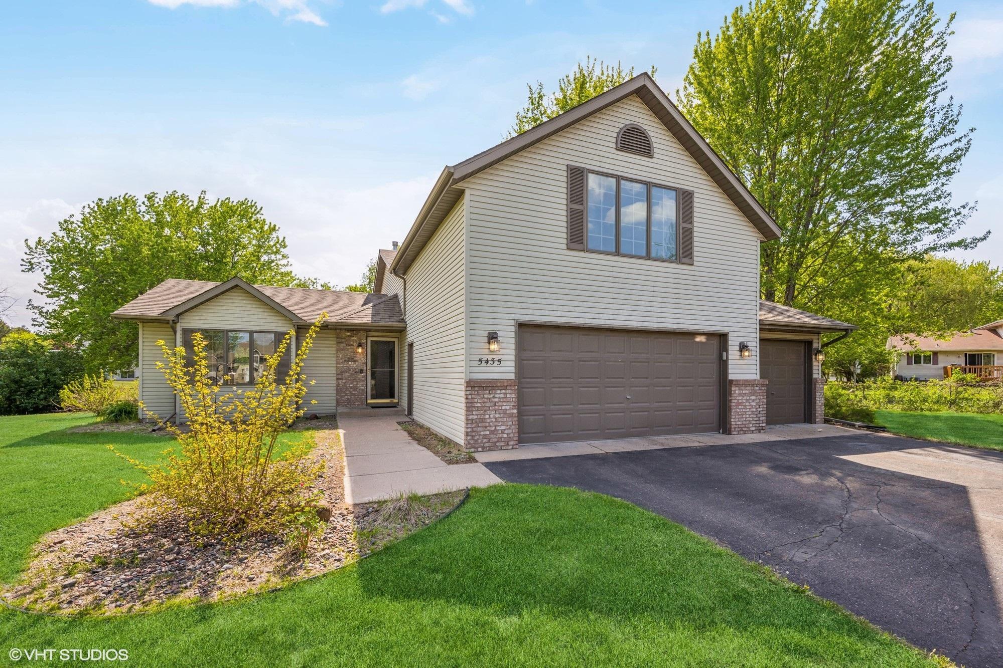 5435 274th Street, Wyoming, Minnesota image 1