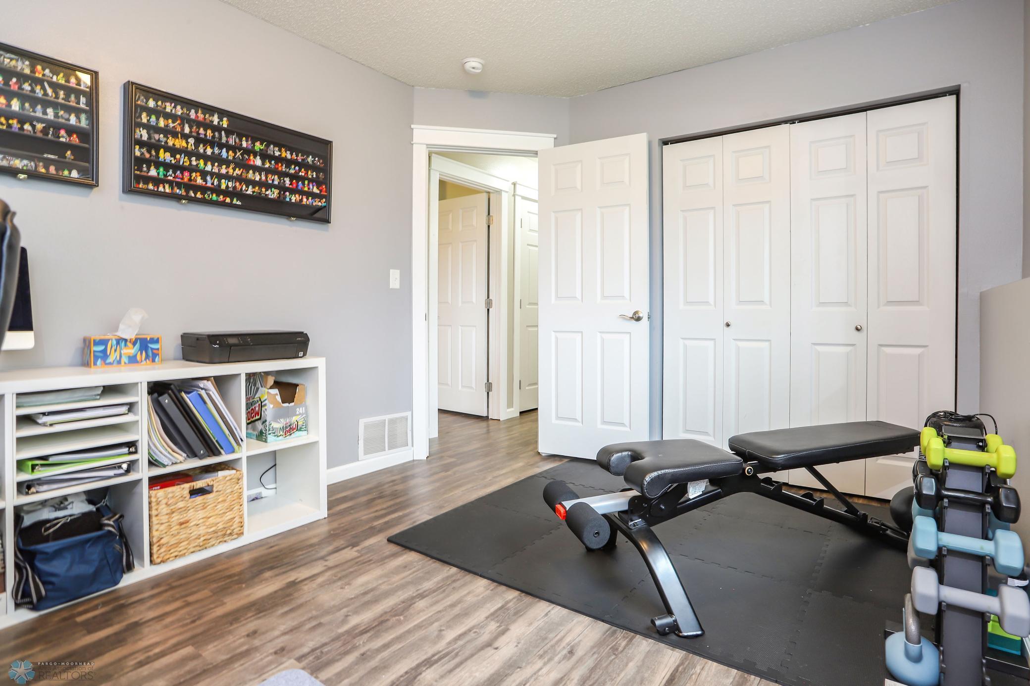 Fargo, North Dakota 58104, United States, 3 Bedrooms Bedrooms, ,2 BathroomsBathrooms,Residential,Active,208954