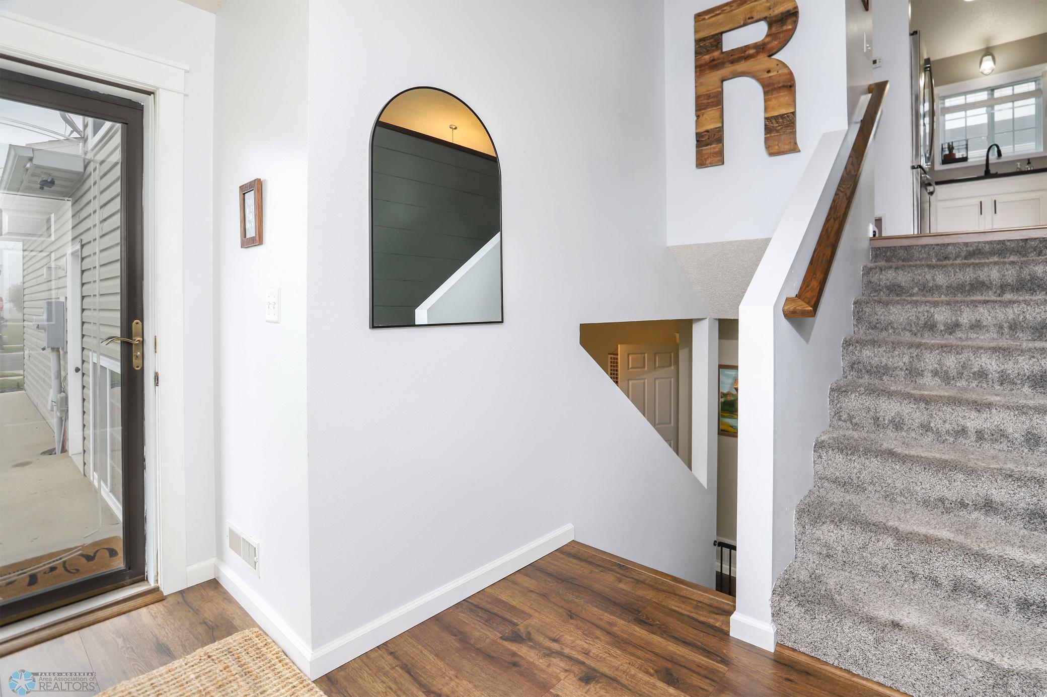 Fargo, North Dakota 58104, United States, 3 Bedrooms Bedrooms, ,2 BathroomsBathrooms,Residential,Active,208954