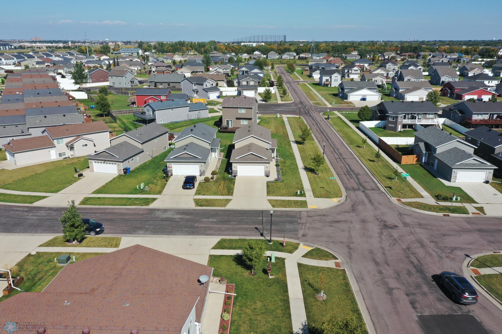 Fargo, North Dakota 58104, United States, 3 Bedrooms Bedrooms, ,2 BathroomsBathrooms,Residential,Active,208954