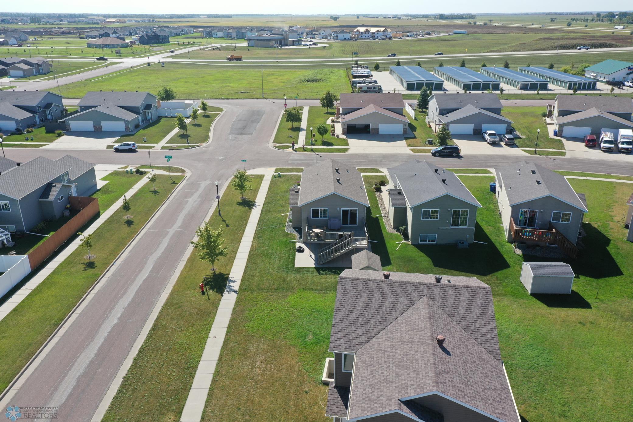 Fargo, North Dakota 58104, United States, 3 Bedrooms Bedrooms, ,2 BathroomsBathrooms,Residential,Active,208954