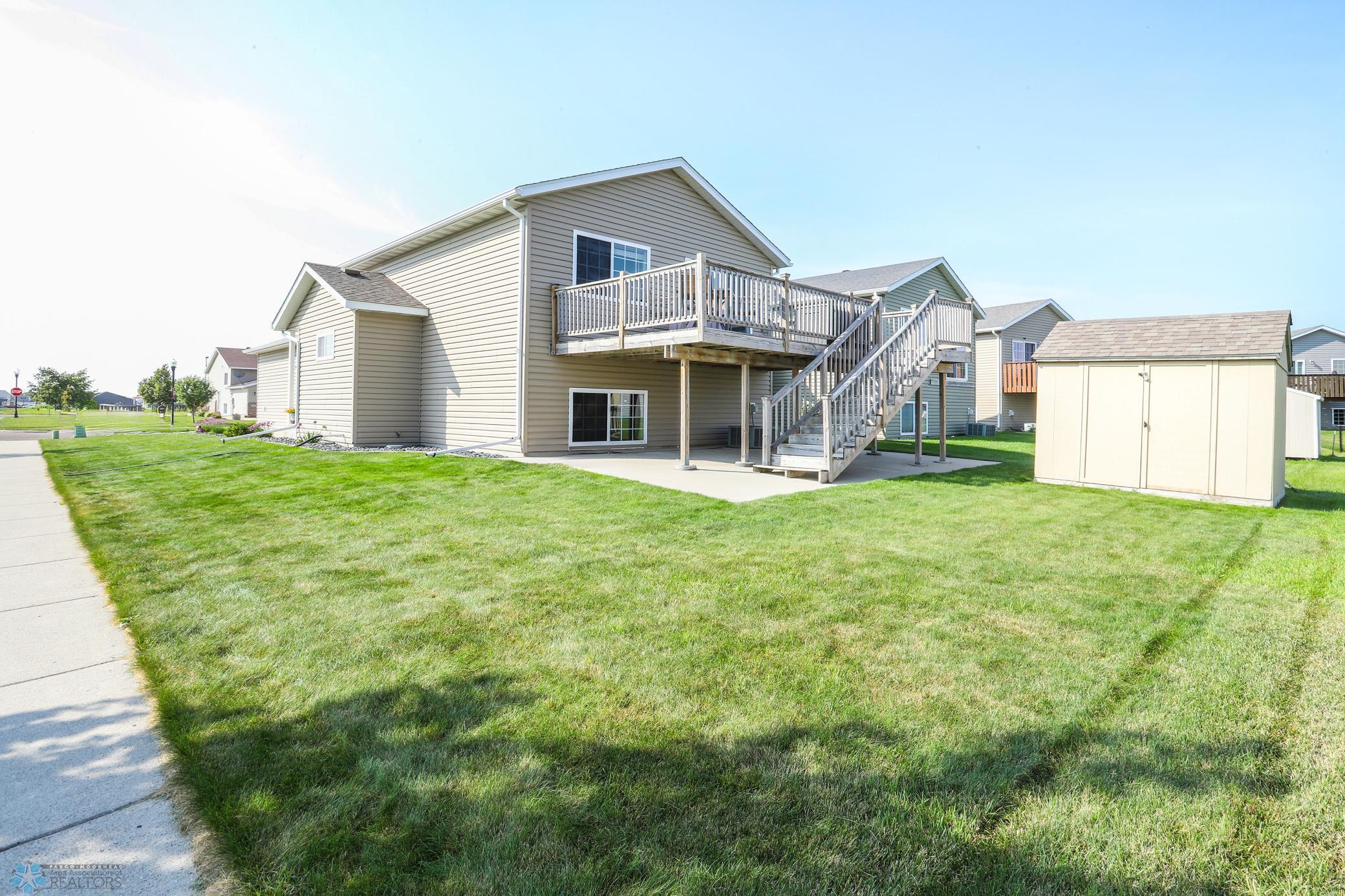 Fargo, North Dakota 58104, United States, 3 Bedrooms Bedrooms, ,2 BathroomsBathrooms,Residential,Active,208954