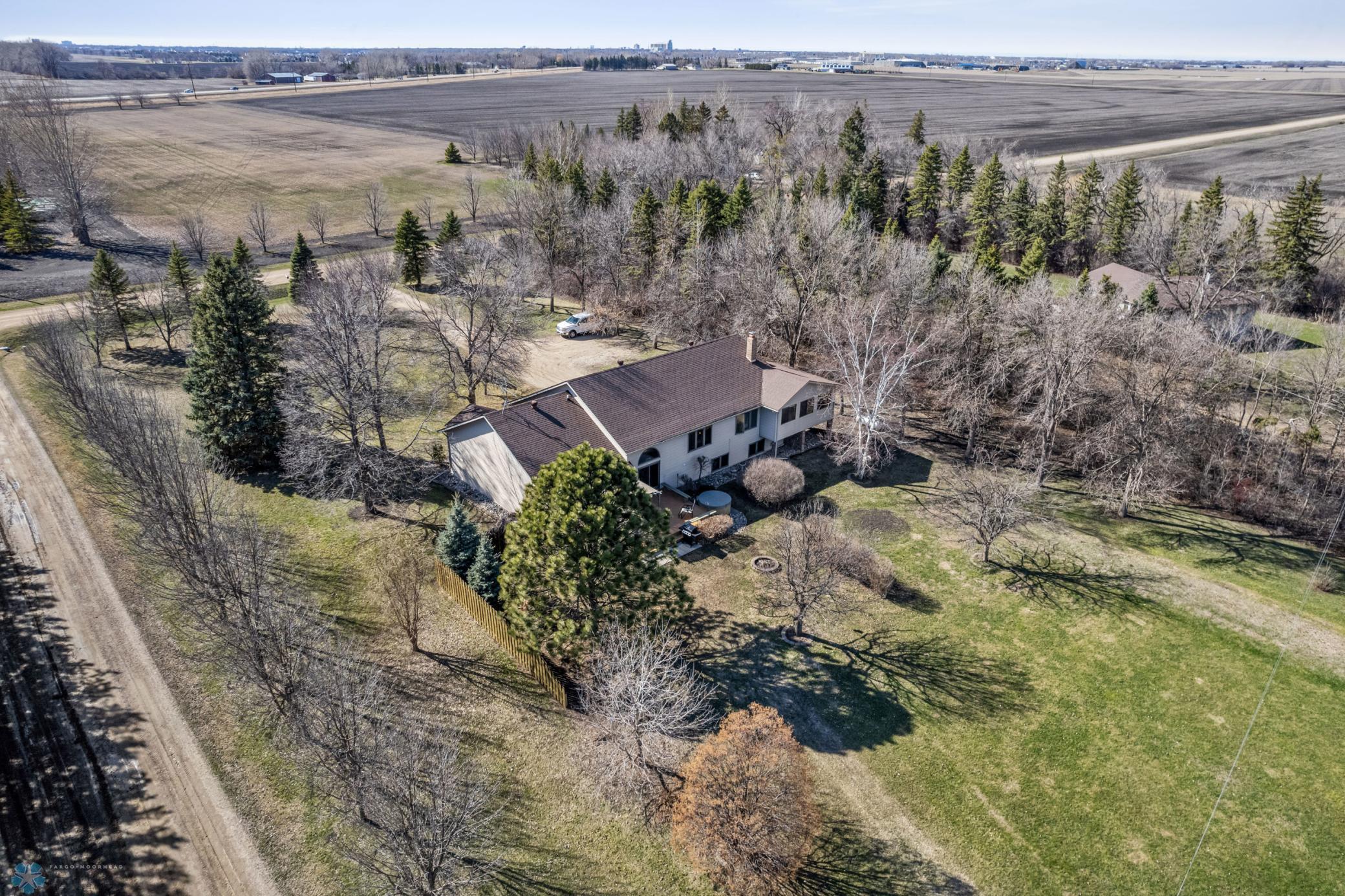 4562 50th Street, Moorhead, Minnesota image 49
