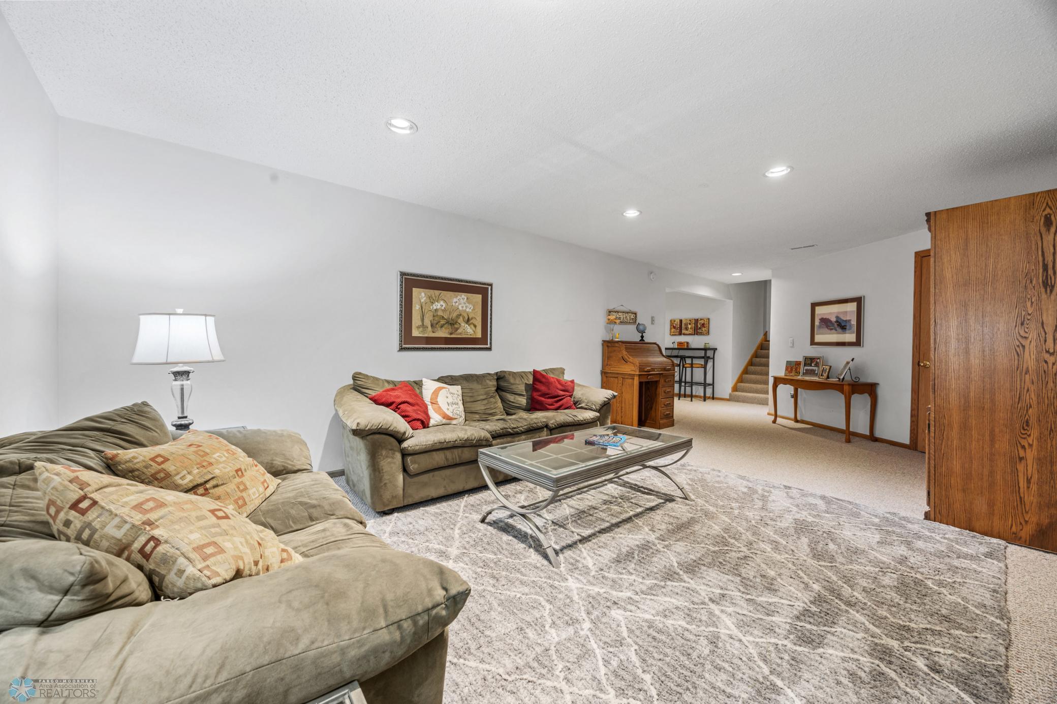 4562 50th Street, Moorhead, Minnesota image 29
