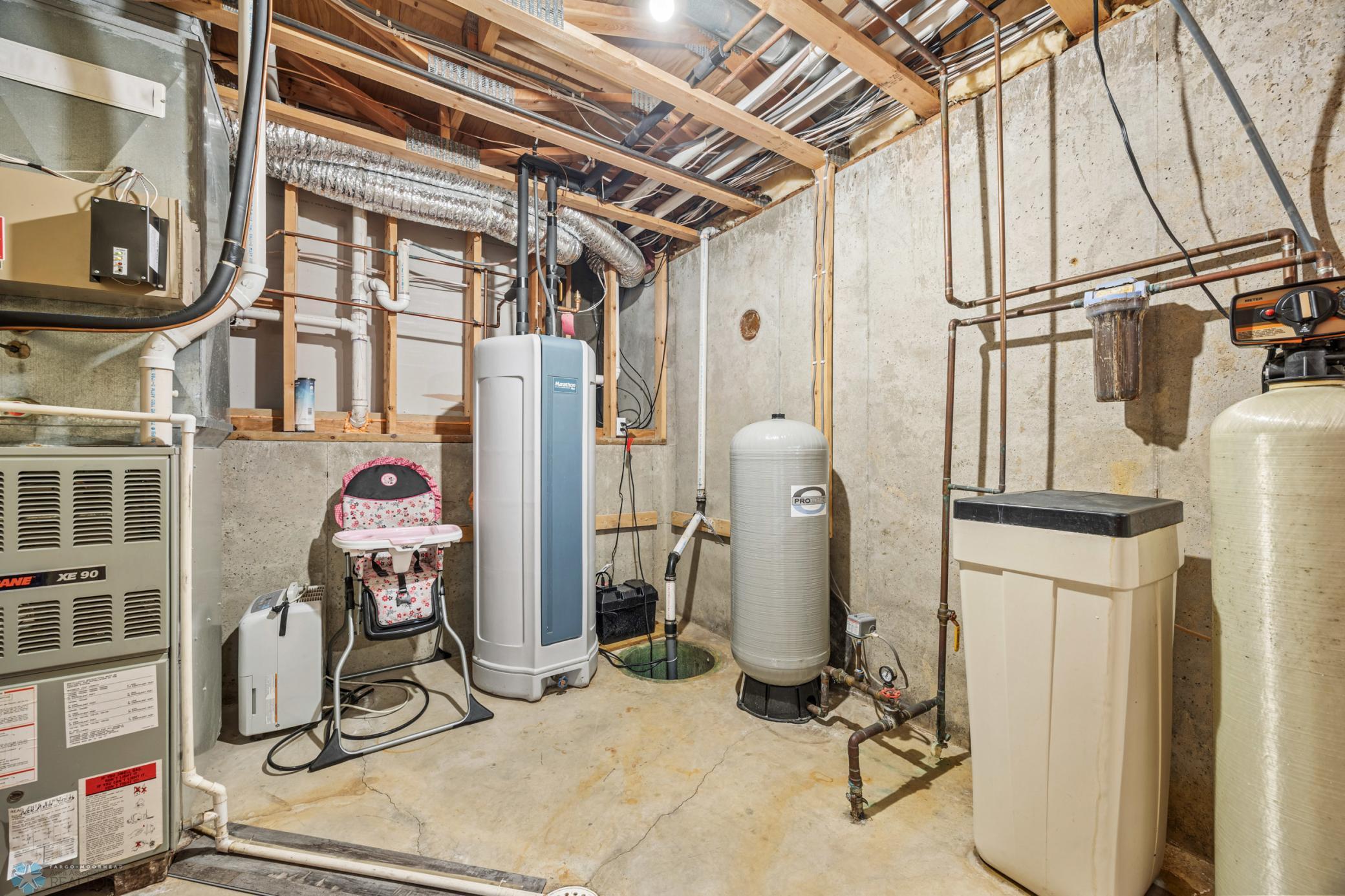 4562 50th Street, Moorhead, Minnesota image 34