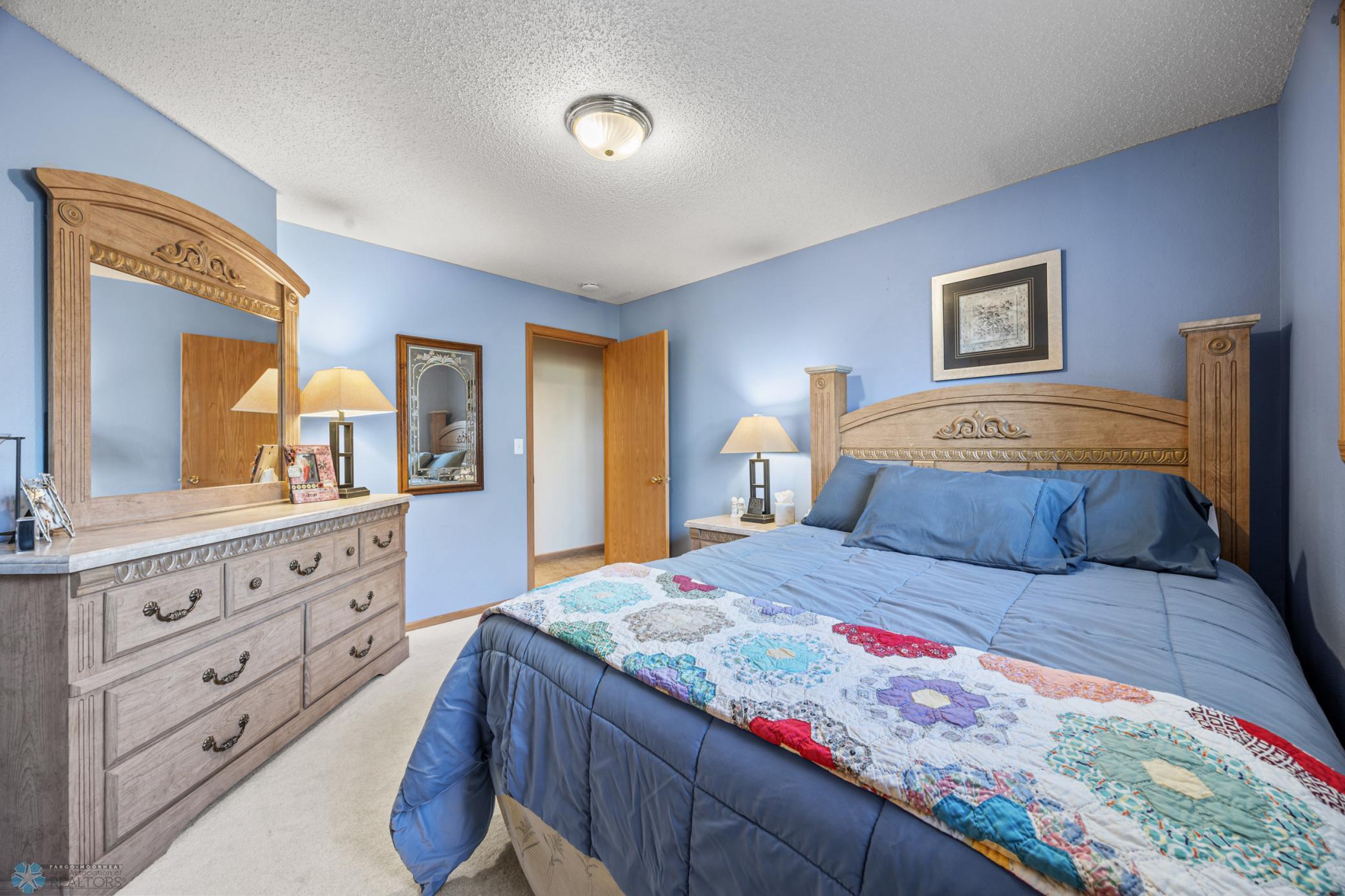 4562 50th Street, Moorhead, Minnesota image 27