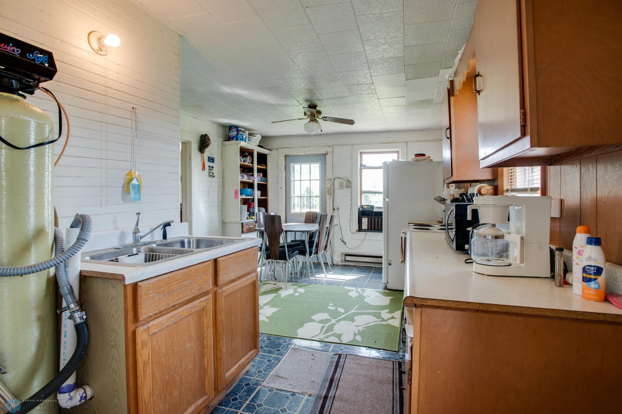 32400 Starland Shore Drive, Dent, Minnesota image 16