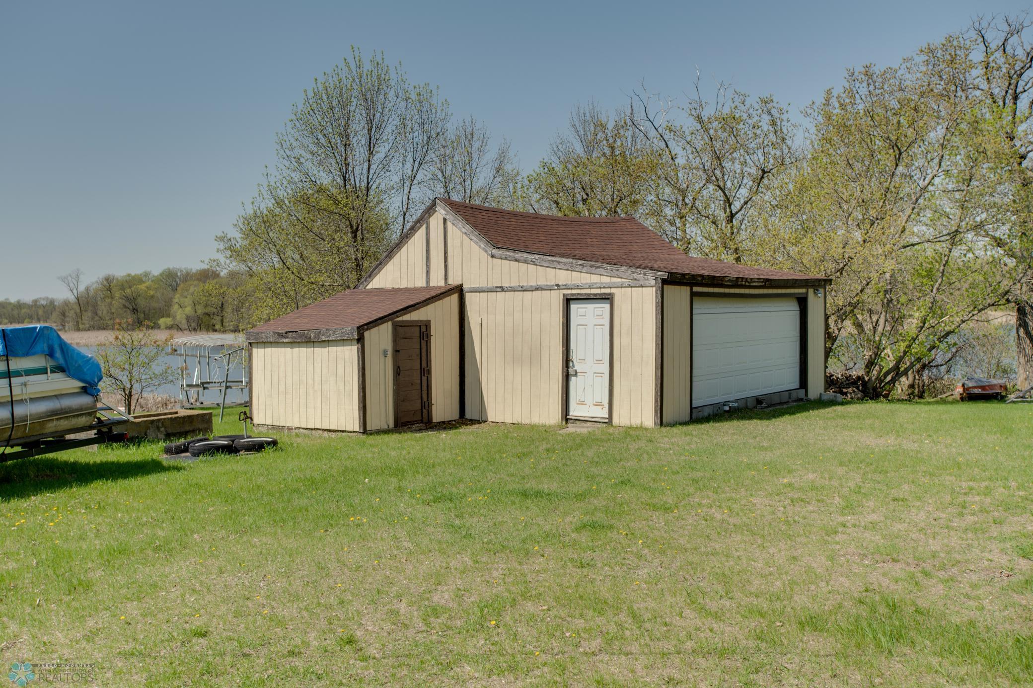 32400 Starland Shore Drive, Dent, Minnesota image 3