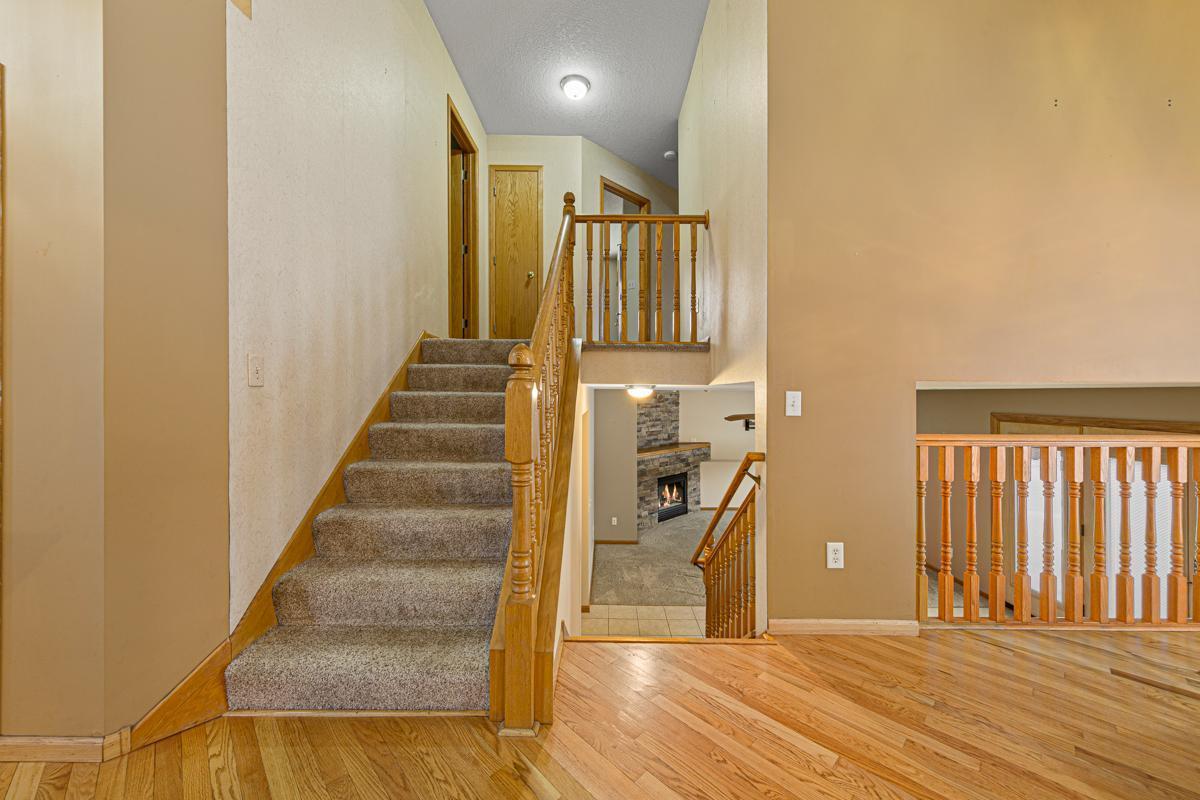 1221 Cuylle Bay, Faribault, Minnesota image 17