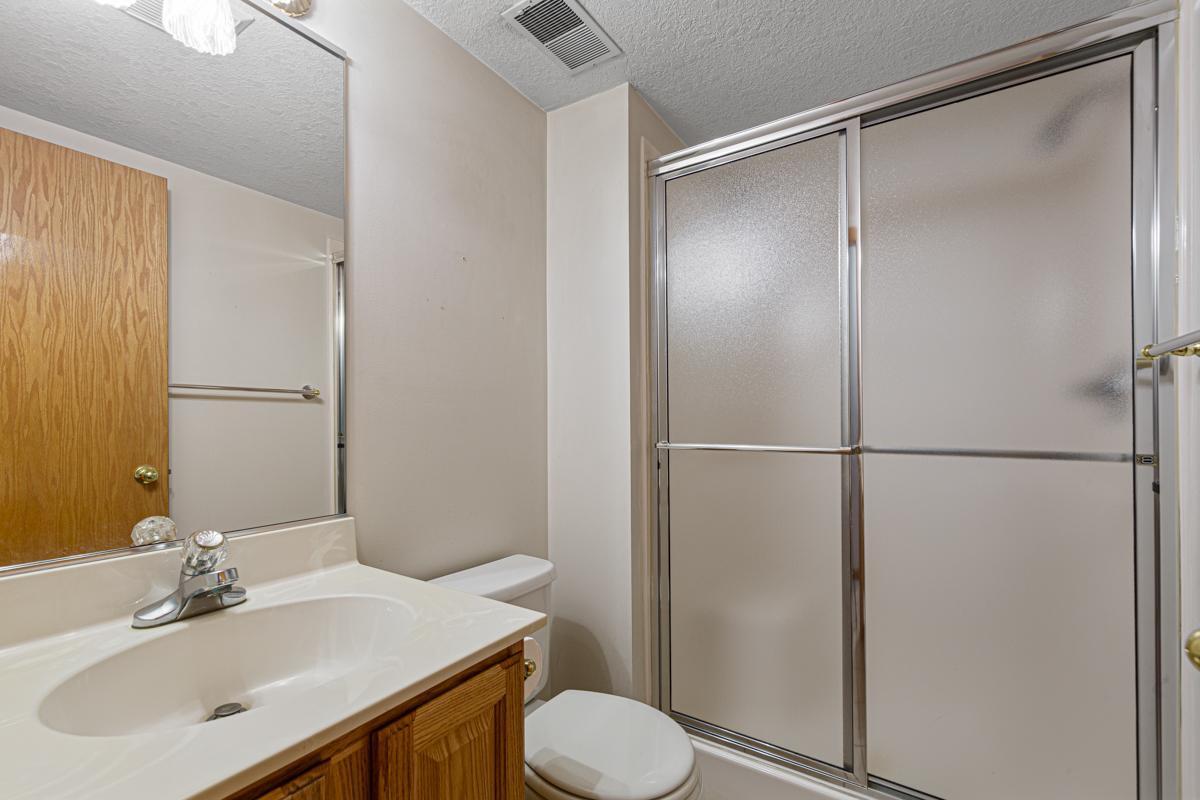 1221 Cuylle Bay, Faribault, Minnesota image 31