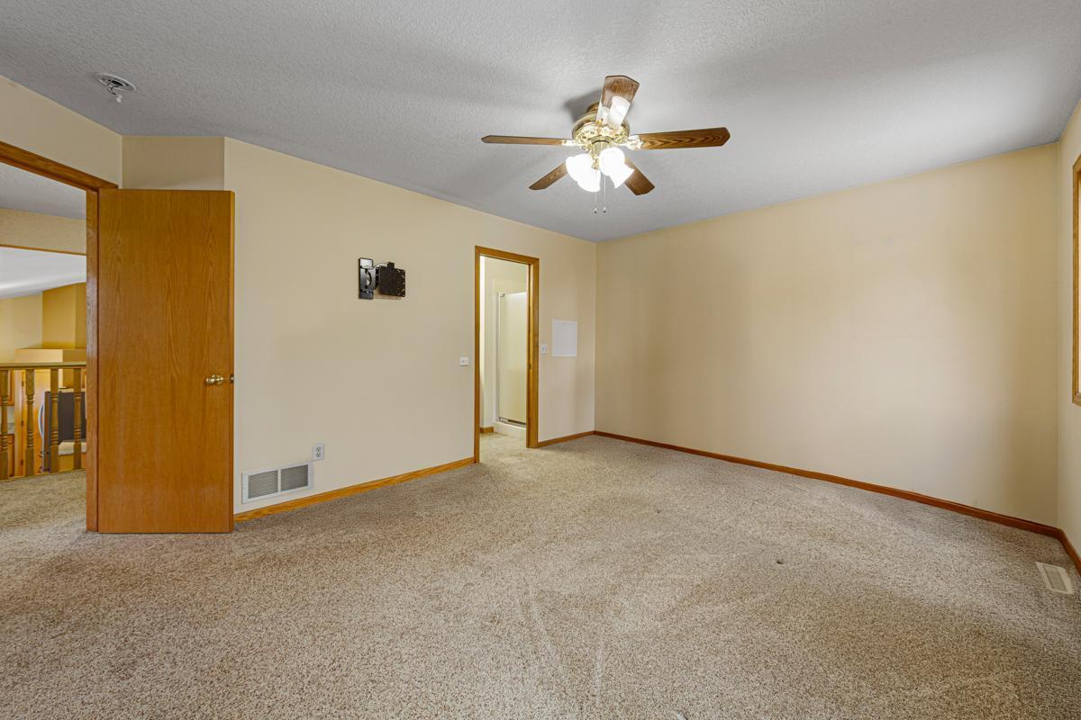 1221 Cuylle Bay, Faribault, Minnesota image 25