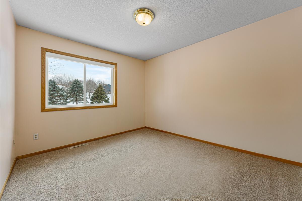 1221 Cuylle Bay, Faribault, Minnesota image 21