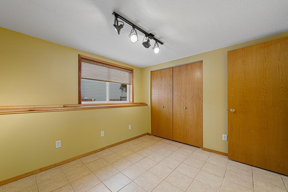 1221 Cuylle Bay, Faribault, Minnesota image 33