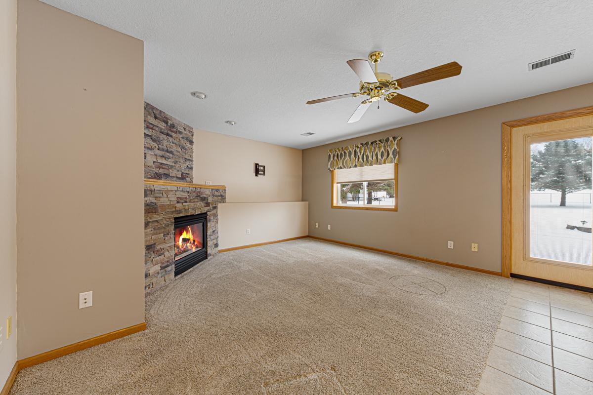1221 Cuylle Bay, Faribault, Minnesota image 28