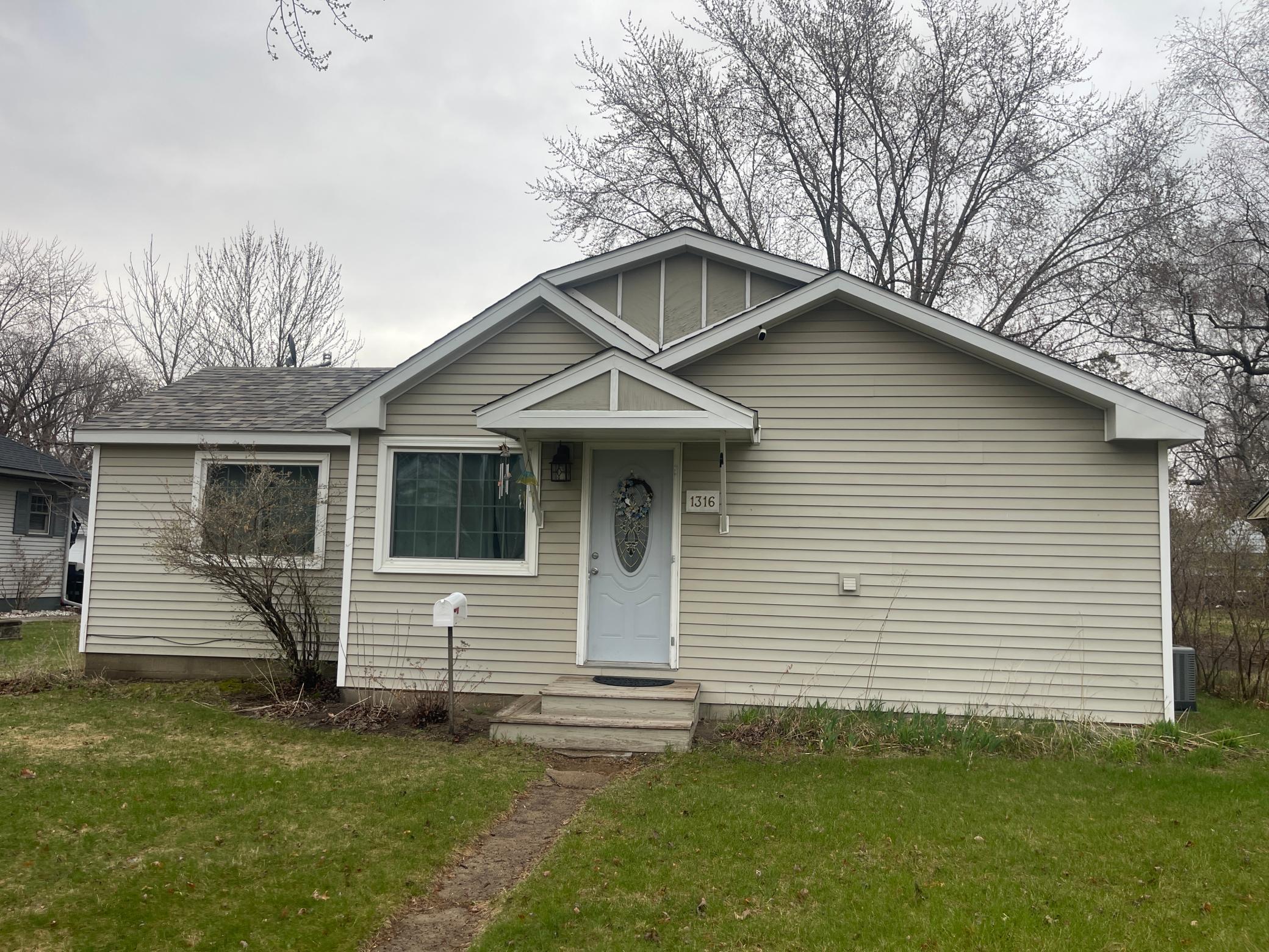 1316 8th Avenue, Saint Cloud, Minnesota image 2