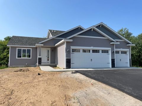 Homes For Sale - 1011 Trinity Street<br/> Isanti, MN 55040