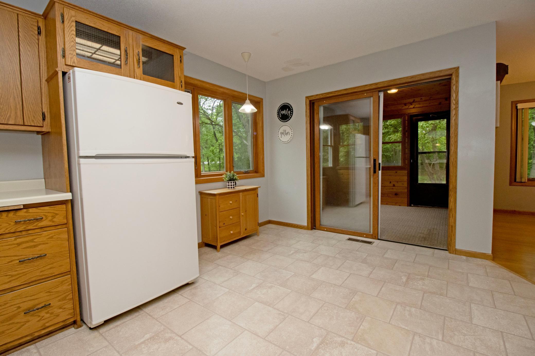 17367 Highland Drive, Paynesville, Minnesota image 10
