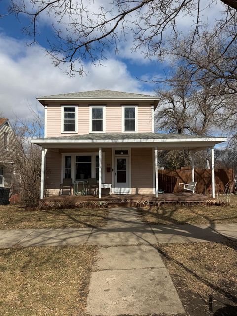 Homes For Sale - 308 W Douglas Avenue<br/> Fergus Falls, MN 56537